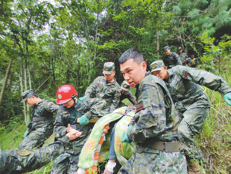 9月6日，武警.jpg