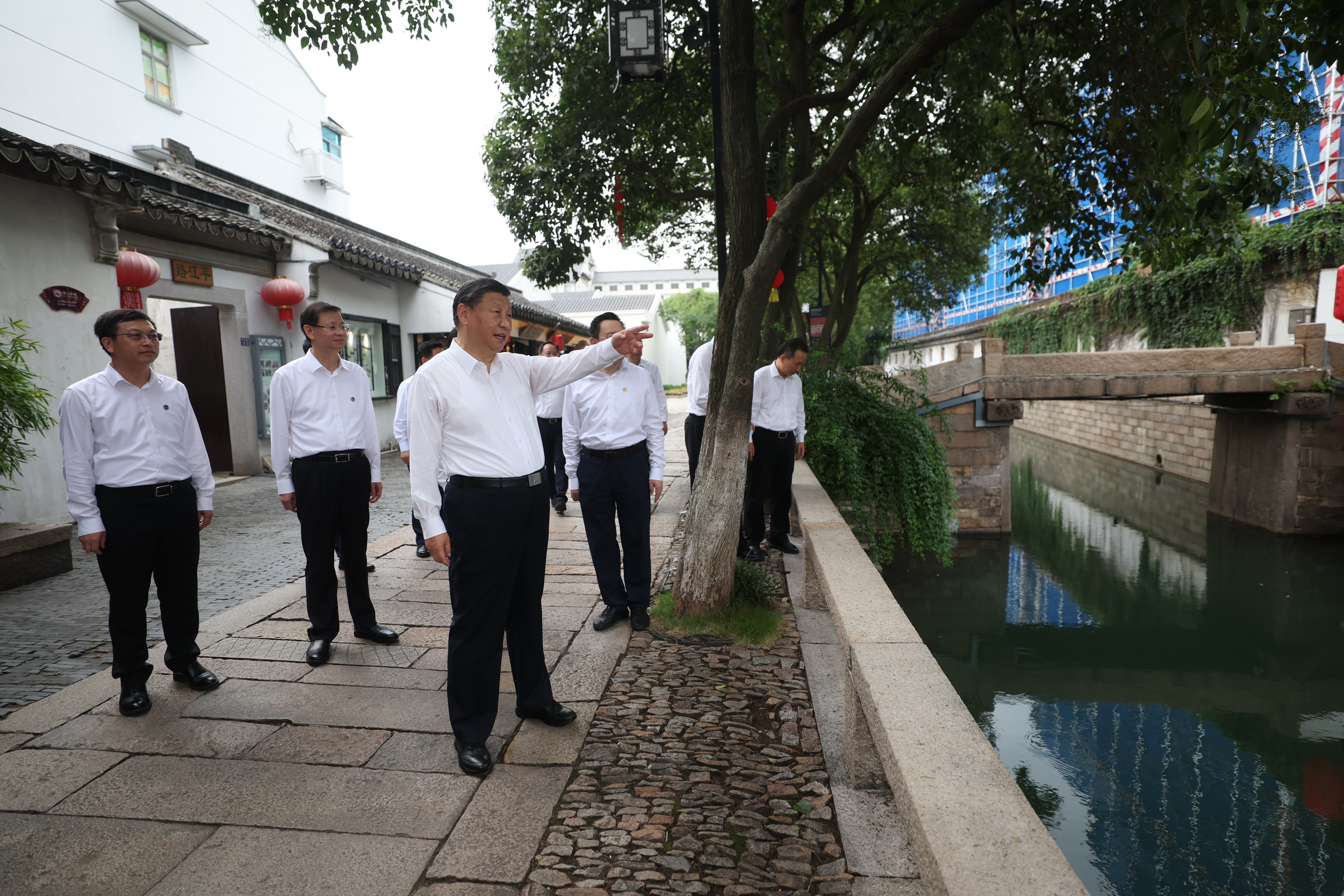 2023年7月6日，習(xí)近平在蘇州平江歷史文化街區(qū)考察。